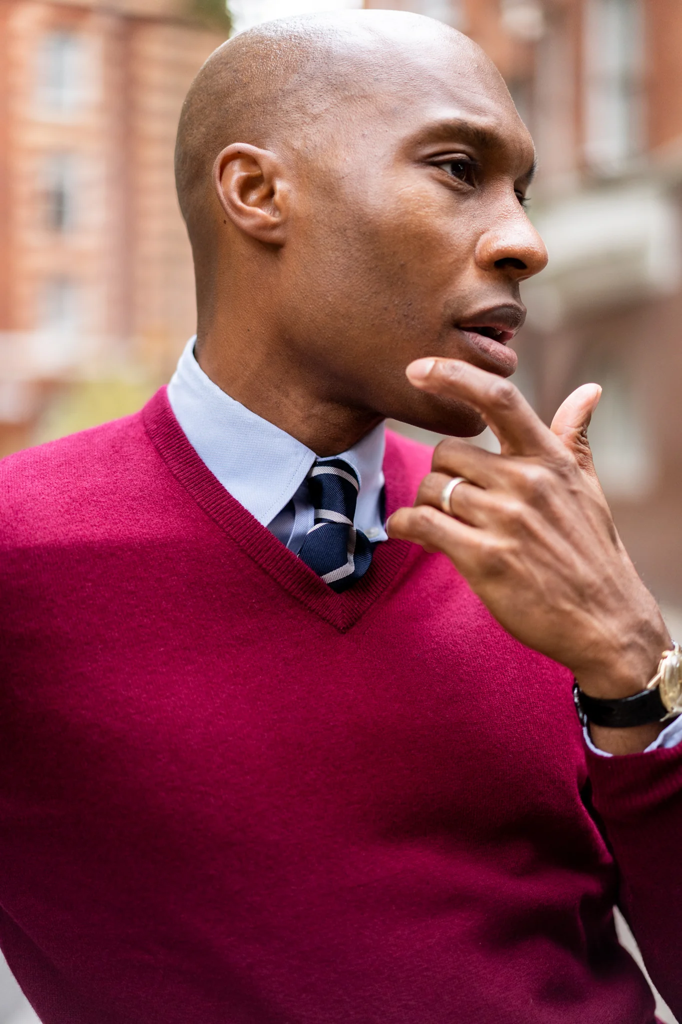 Albury Geelong Wool Jumper in Claret - Regular Fit - Image 3