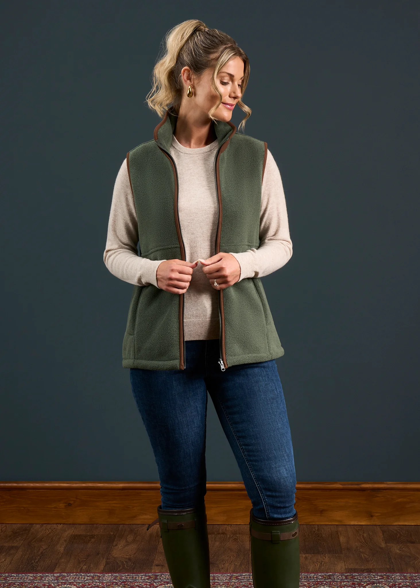 Aylsham Ladies Fleece Gilet In Cedar Green - Regular Fit - Image 8
