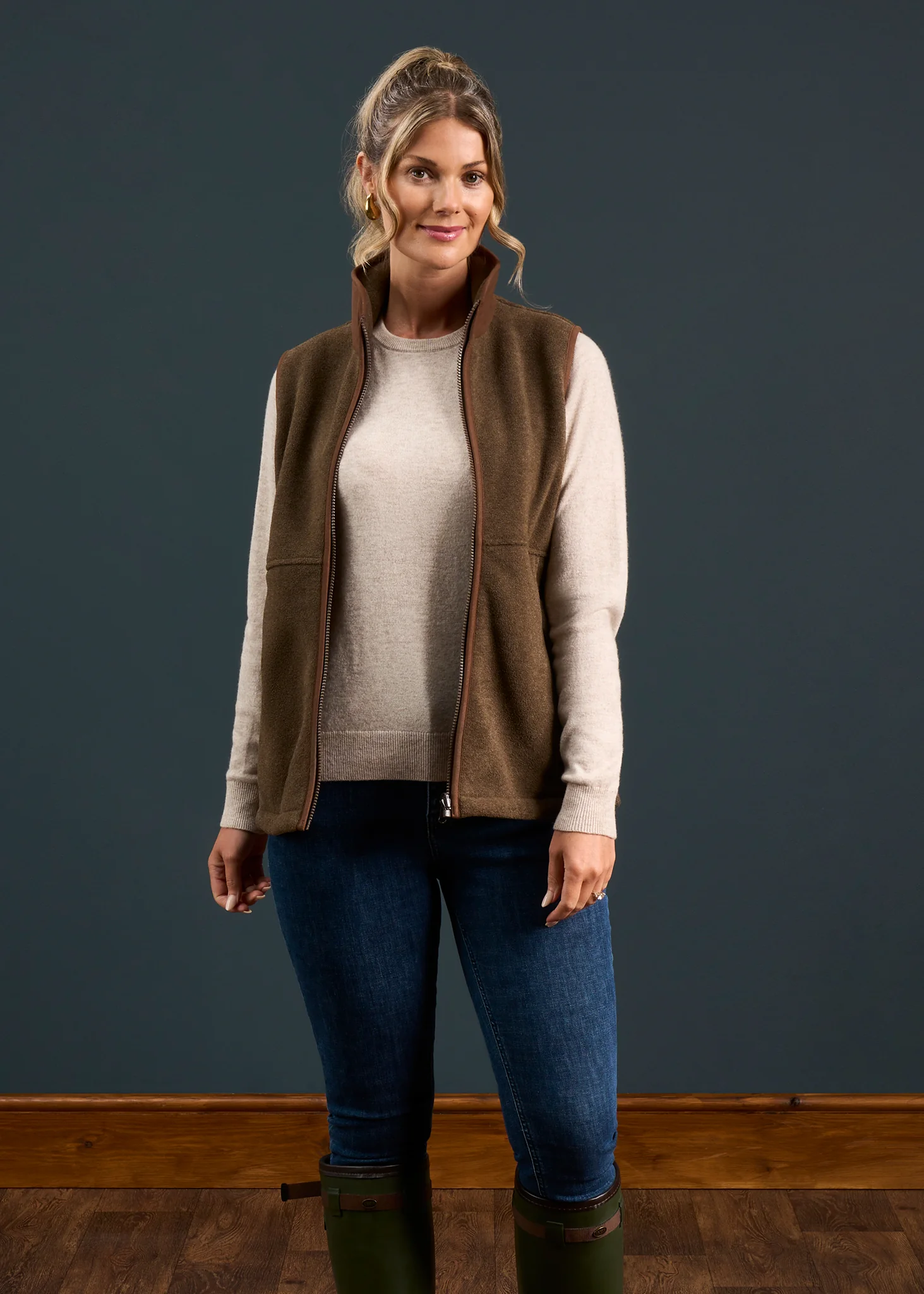 Aylsham Ladies Fleece Gilet In Pecan - Regular Fit - Image 7
