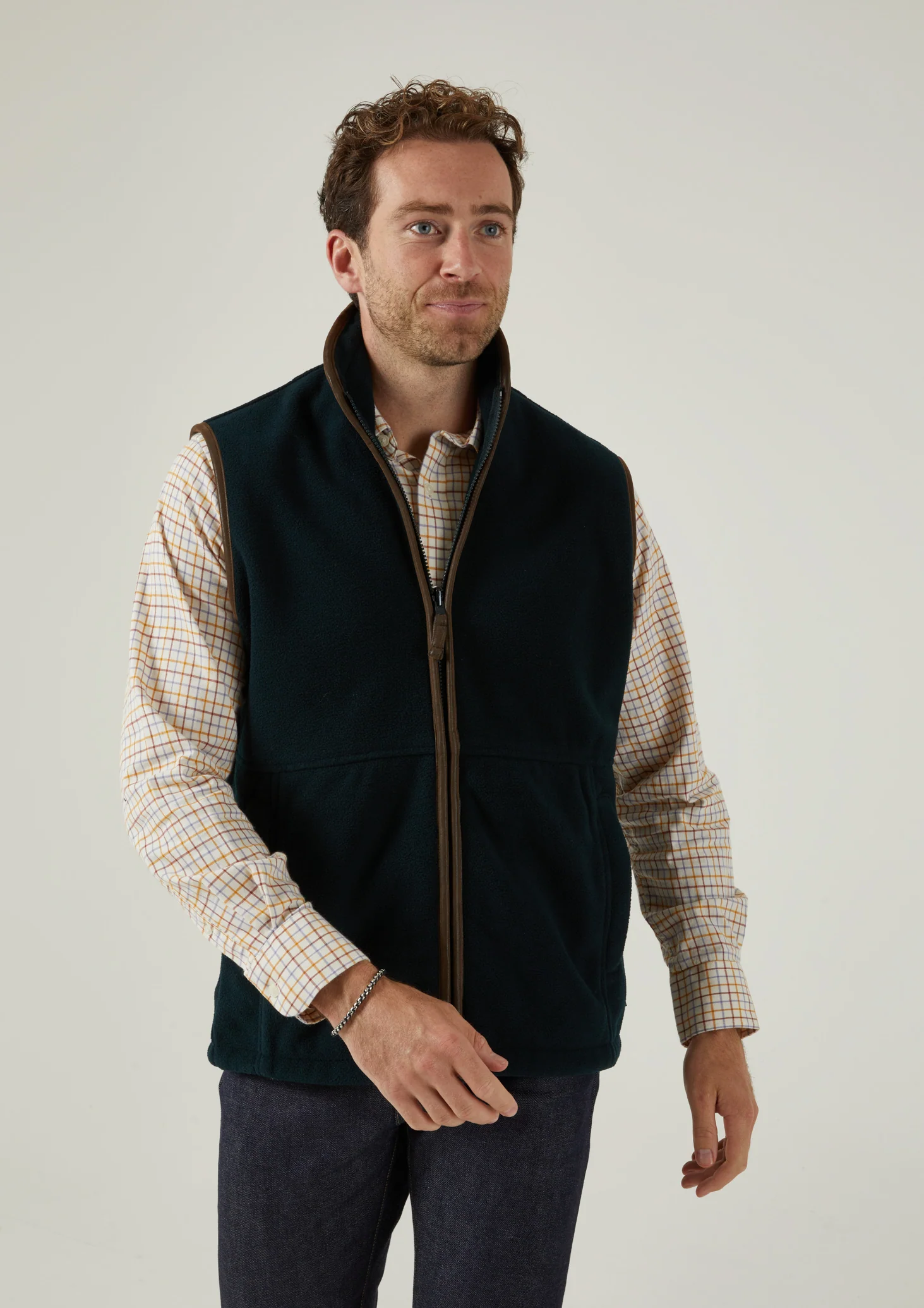 Aylsham Men's Fleece Gilet In Dark Navy - Regular Fit - Image 3