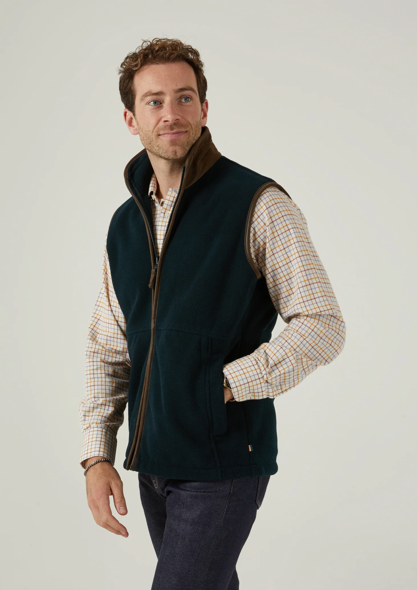 Aylsham Men's Fleece Gilet In Dark Navy - Regular Fit - Image 4