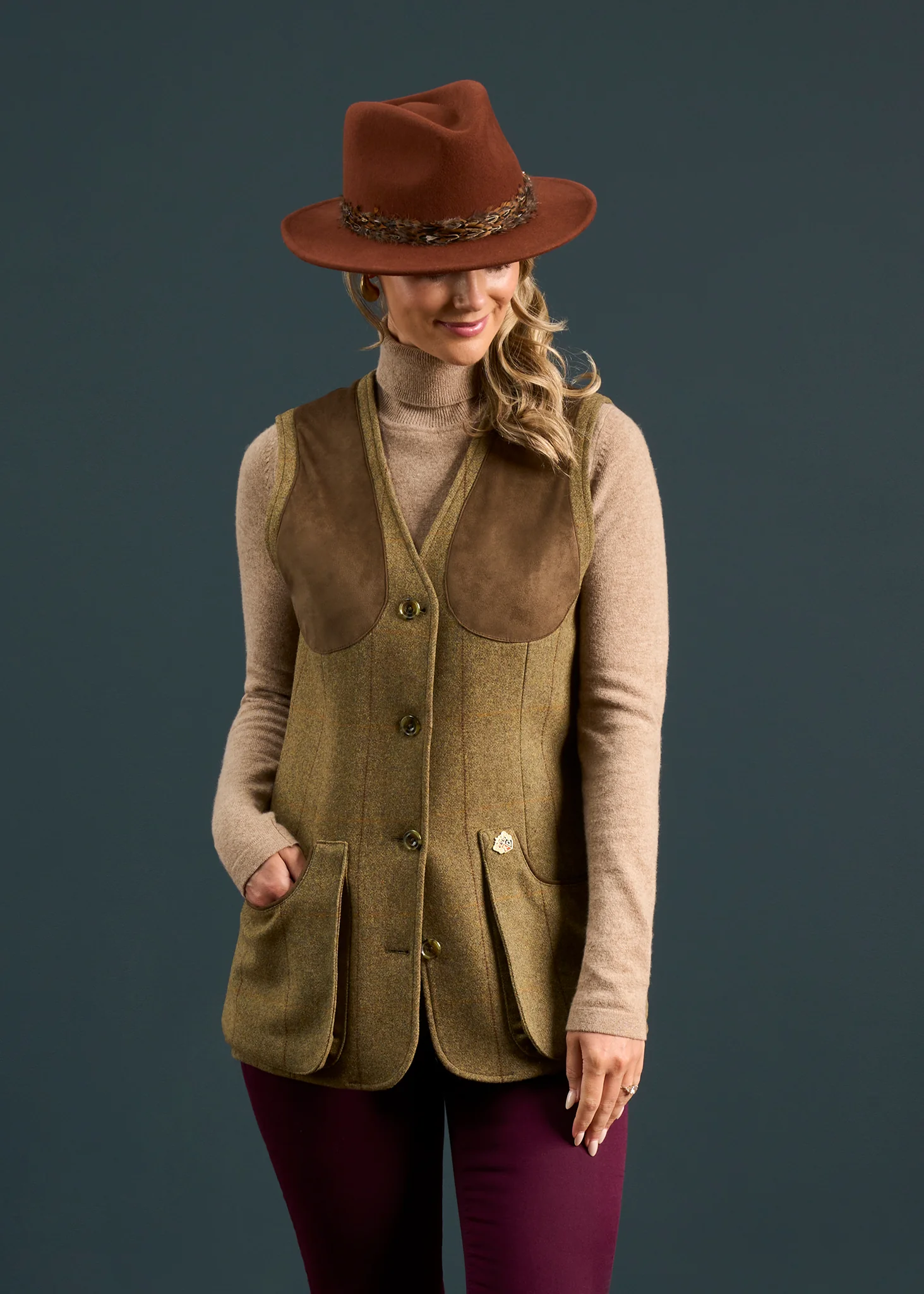 Combrook Ladies Tweed Water Repellent Shooting Waistcoat in Grove  -  Regular Fit - Image 3