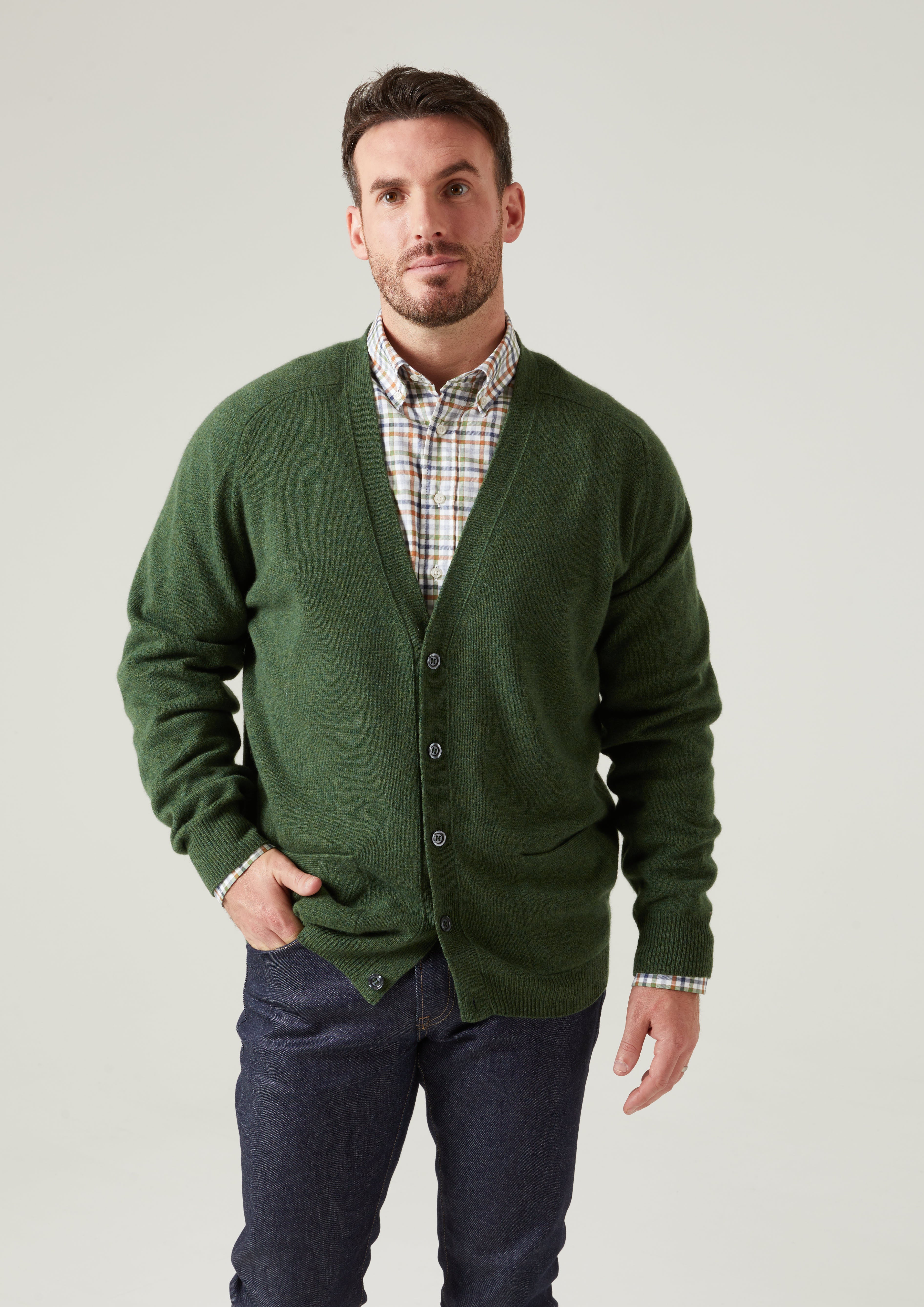 Cornwall Lambswool Cardigan in Rosemary - Classic Fit - Image 5
