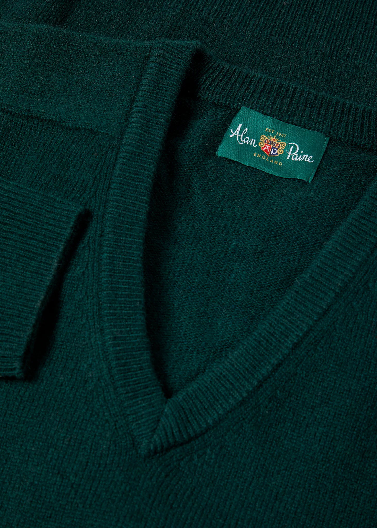 Hampshire Lambswool Jumper in Tartan Green - Classic Fit - Image 4
