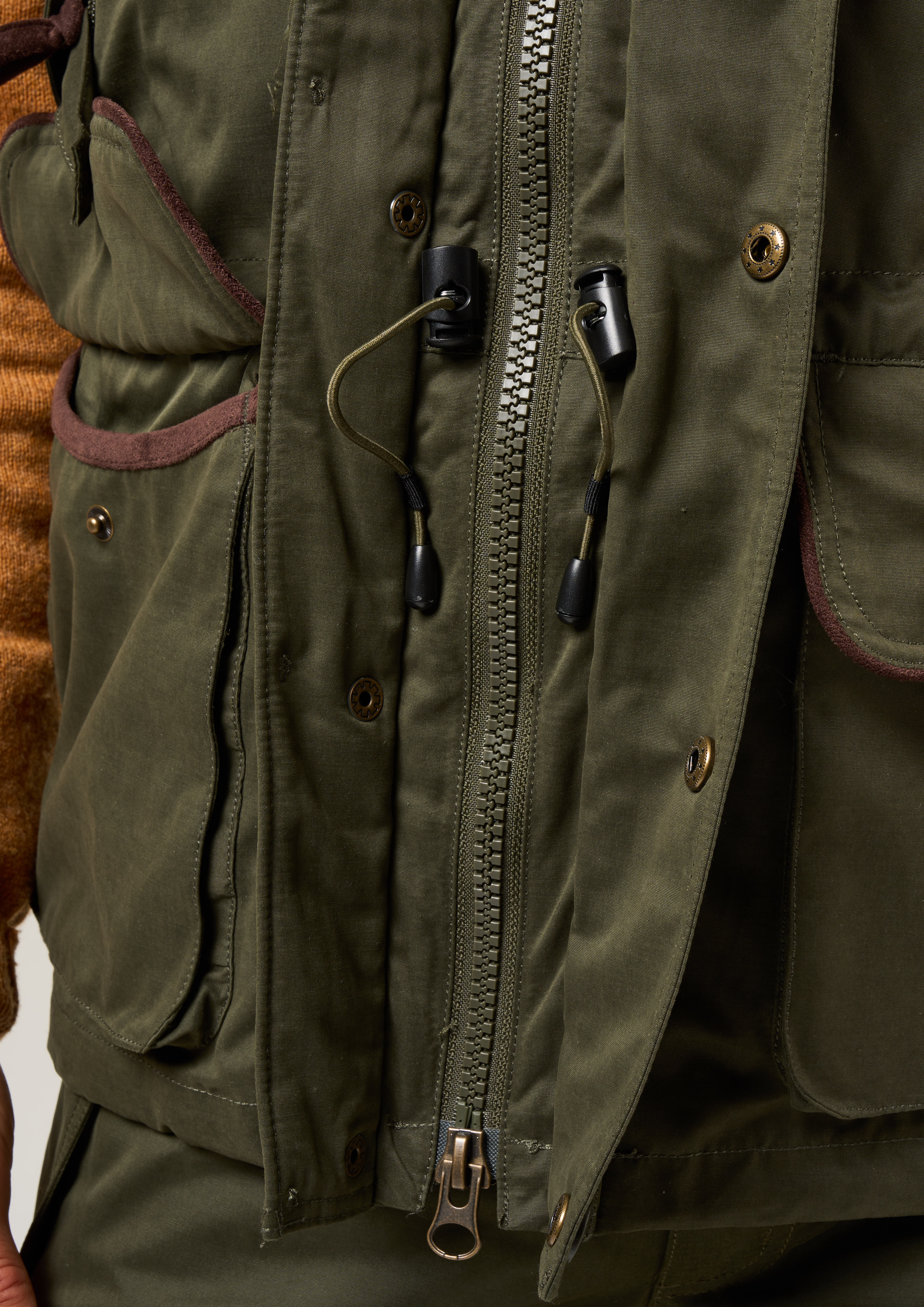 Milwood Men's Olive Waterproof Shooting Waistcoat - Image 5