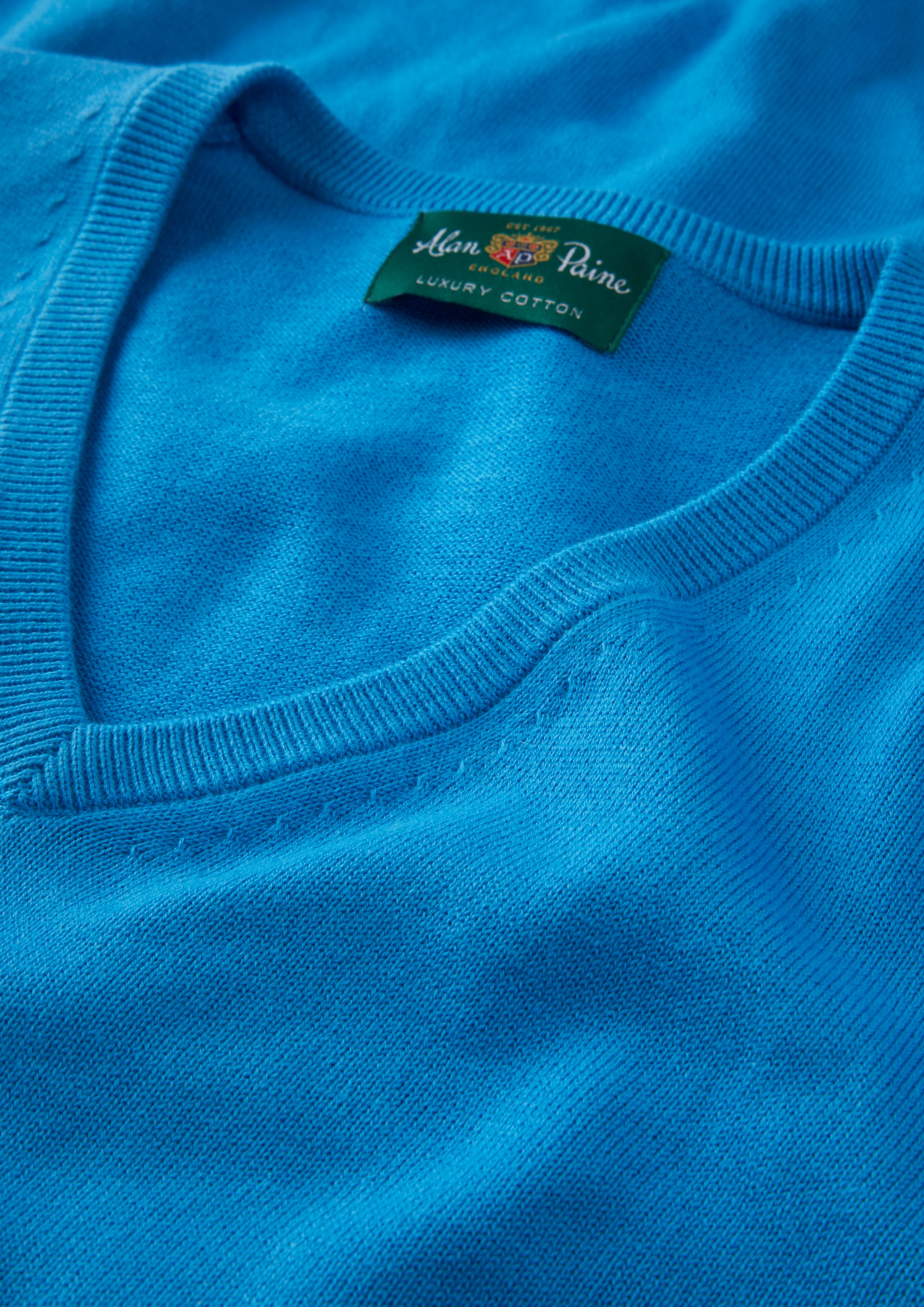 Rothwell Cotton Cashmere Jumper In Blue Lagoon - Image 7