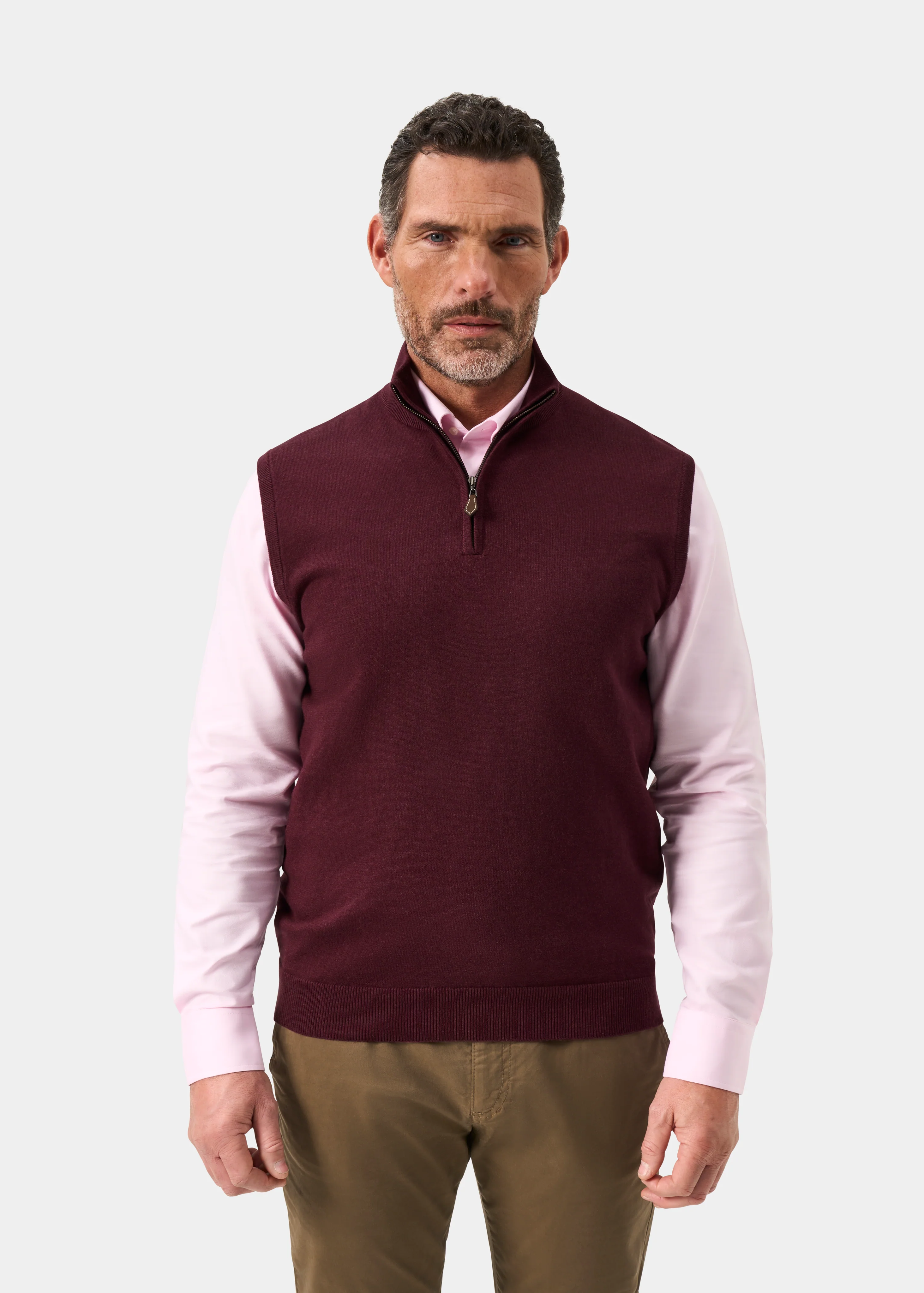 Rowley Men's Cotton Cashmere 1/4 Zip Gilet In Blackcurrant - Image 2