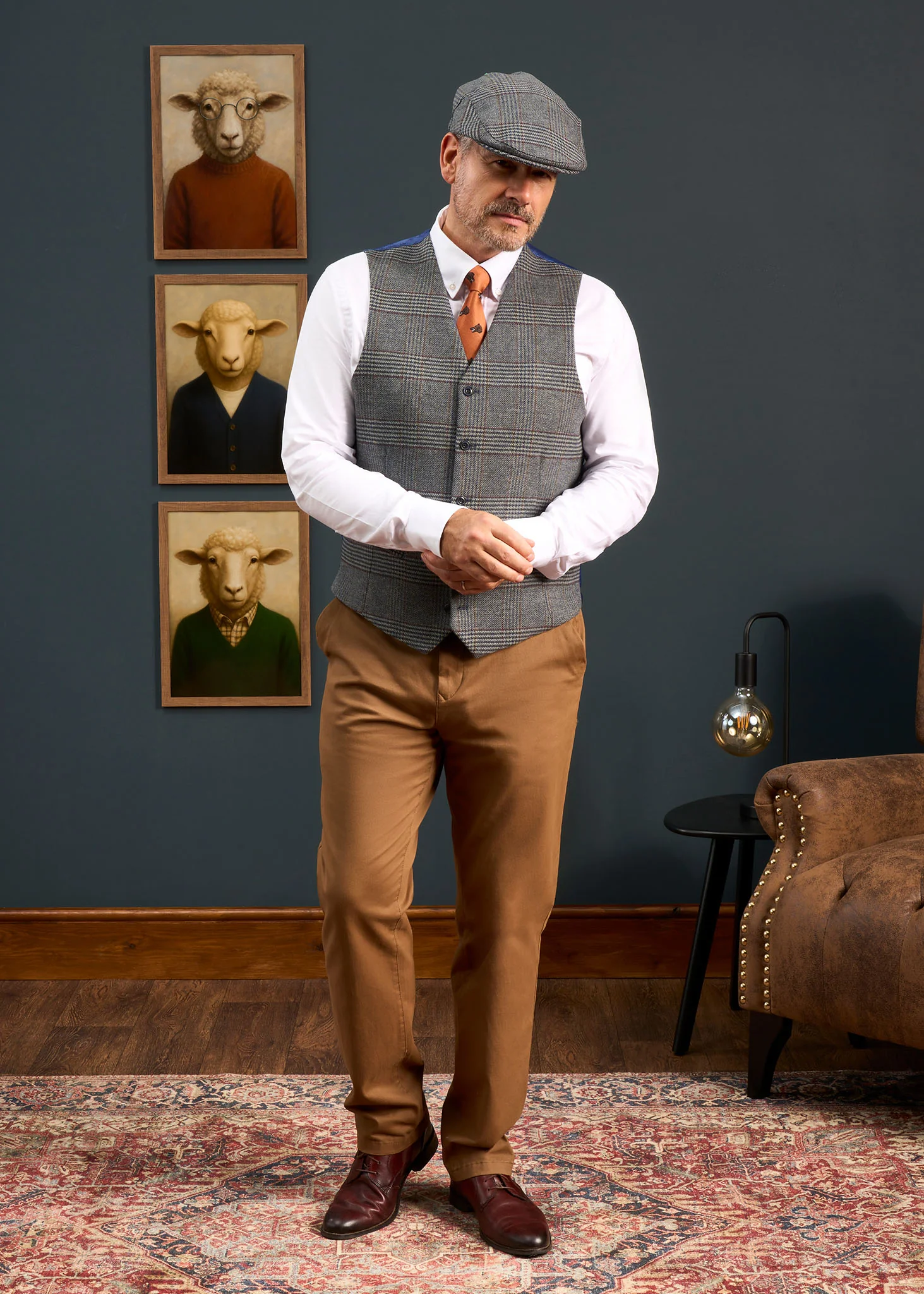 Surrey Men's Tweed Water Repellent Lined Waistcoat in Blue Check  -  Regular Fit - Image 5