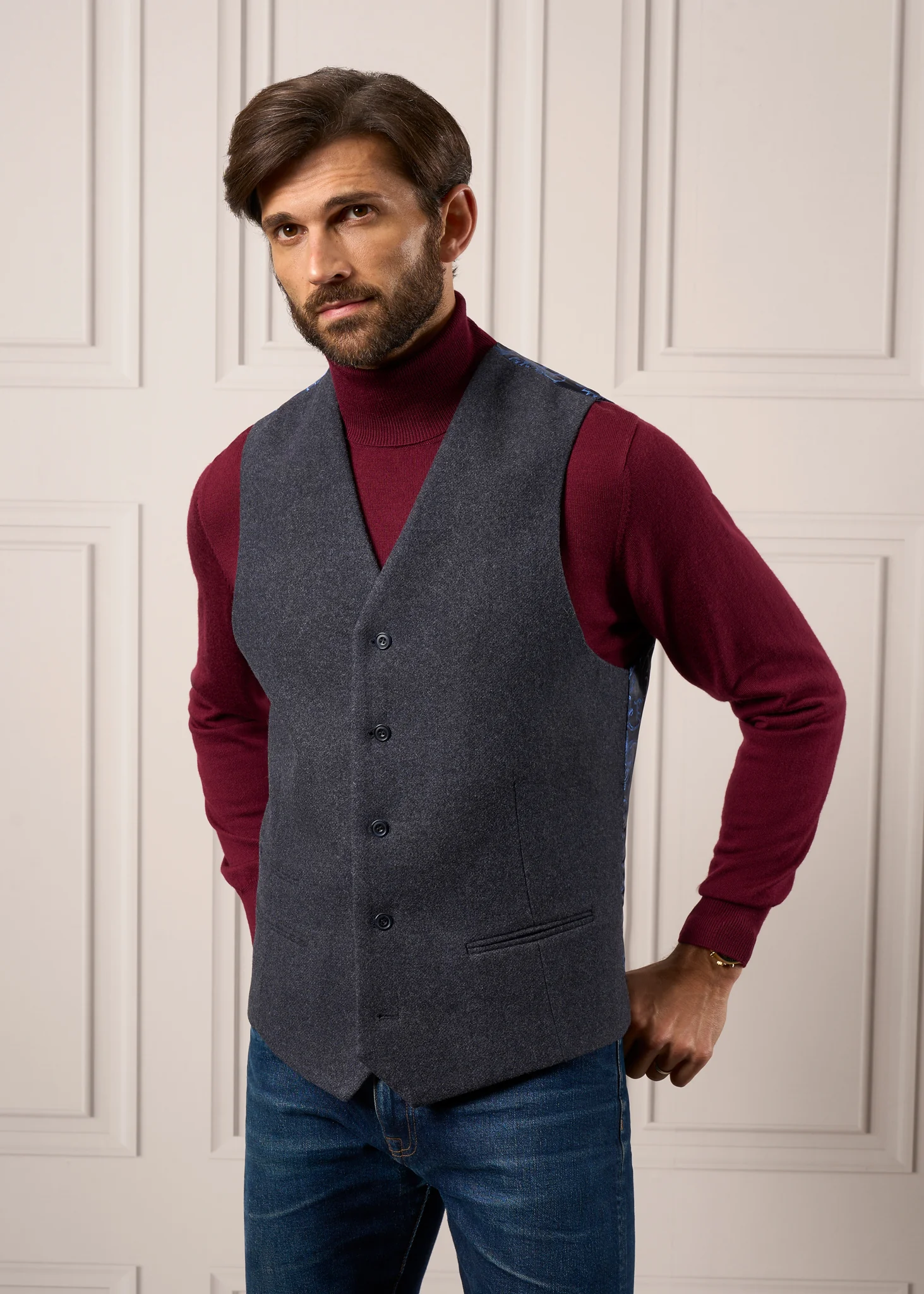 Surrey Men's Tweed Water Repellent Lined Waistcoat in Blue  -  Regular Fit - Image 5