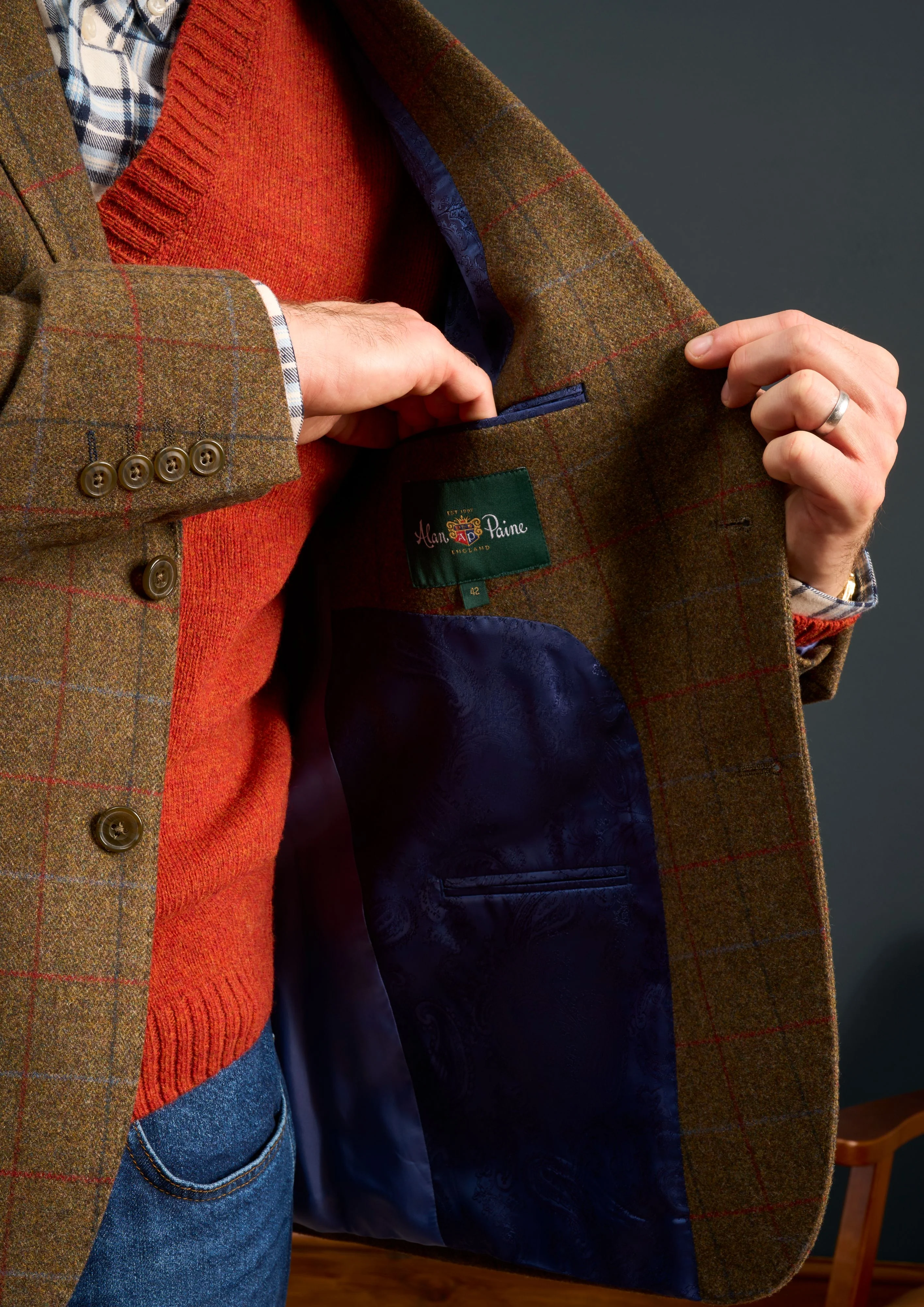 Surrey Men's Tweed Water Repellent Lined Blazer in Hawkswood  -  Regular Fit - Image 4